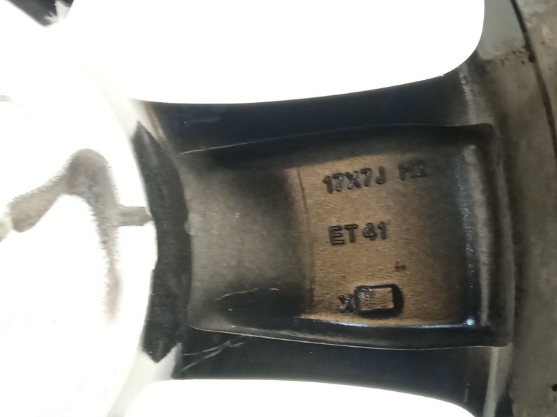 Recambio de llanta para mg mg zs suv (azs1) 1.5 vti referencia OEM IAM 11513290  