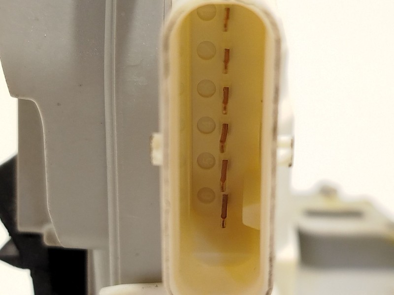 Recambio de cerradura puerta trasera izquierda para porsche panamera (970) 3.0 d referencia OEM IAM 8K0839015C  