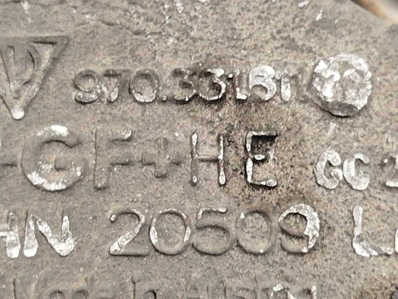 Recambio de mangueta trasera izquierda para porsche panamera (970) 3.0 d referencia OEM IAM 97033161120  