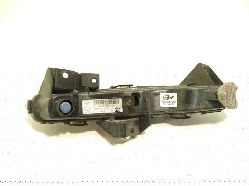 Recambio de faro antiniebla derecho para porsche panamera (970) 3.0 d referencia OEM IAM 97063108252  