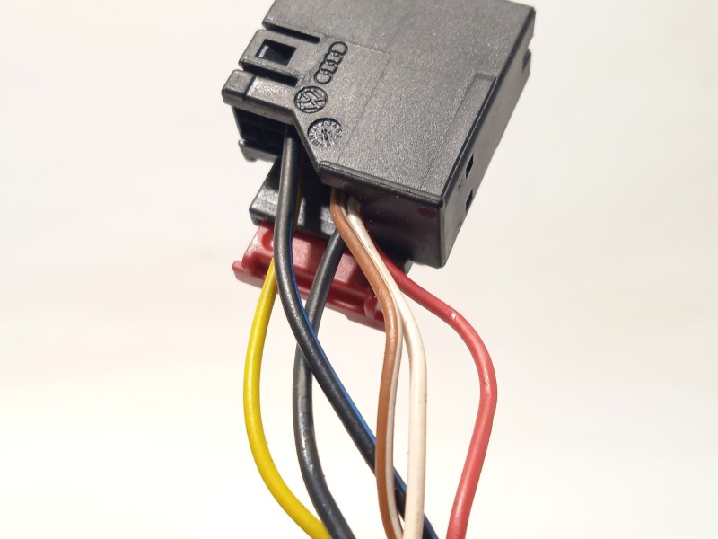 Recambio de retrovisor derecho para audi a4 b8 (8k2) 2.0 tdi referencia OEM IAM 8K1857410AG 8K1857410AG01C 