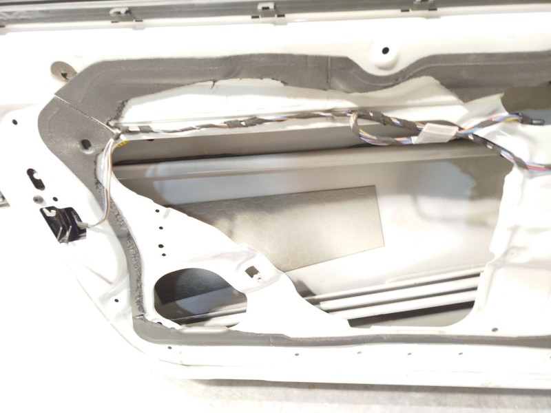 Recambio de puerta delantera izquierda para bmw 1 (e81) 116 d referencia OEM IAM 41515A2A377  