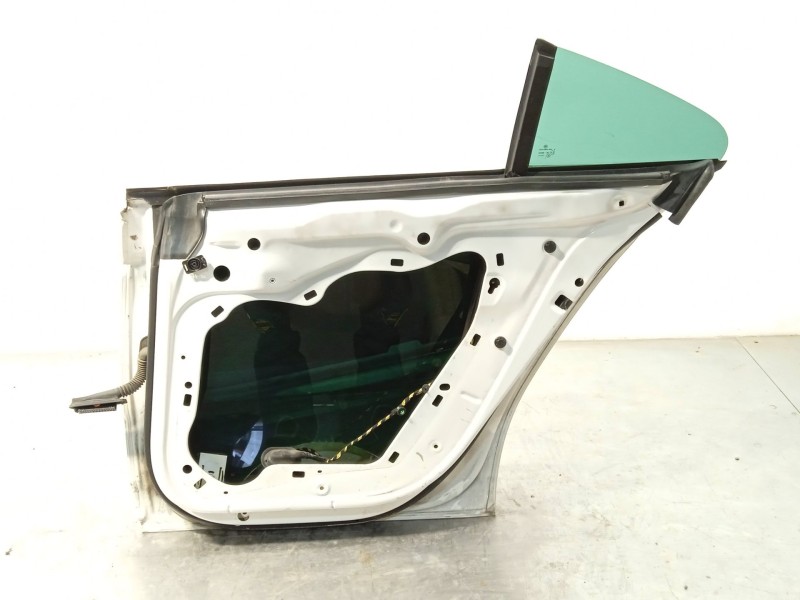 Recambio de puerta trasera derecha para volkswagen passat cc b6 (357) 2.0 tdi referencia OEM IAM 3C8833056E  