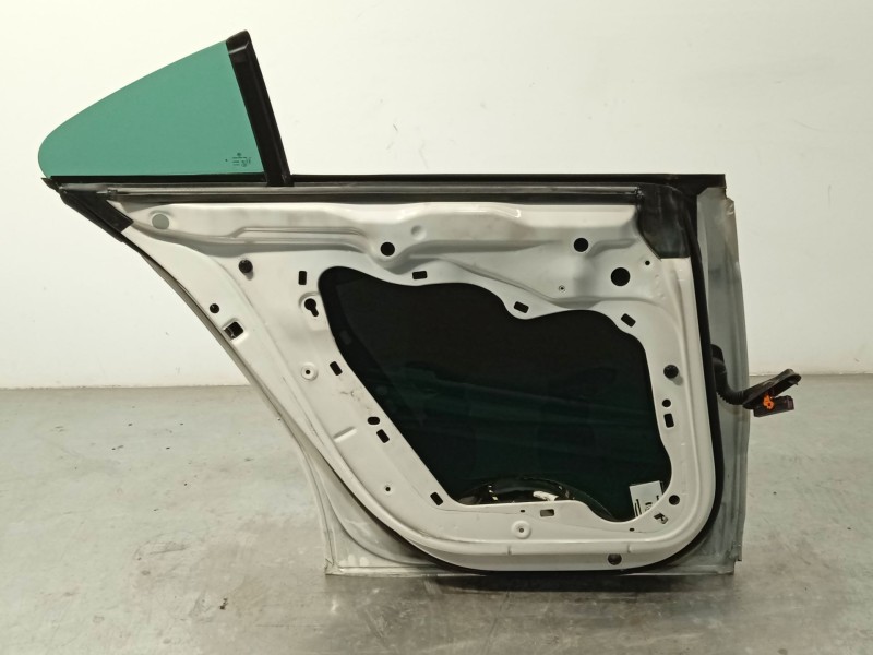 Recambio de puerta trasera izquierda para volkswagen passat cc b6 (357) 2.0 tdi referencia OEM IAM 3C8833055E  