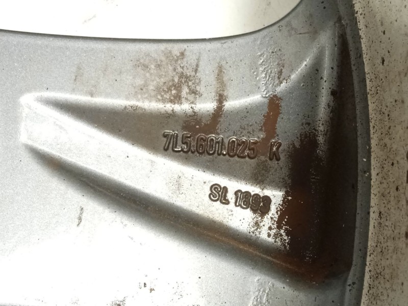 Recambio de llanta para porsche cayenne (9pa) s 4.8 referencia OEM IAM 7L5601025K  