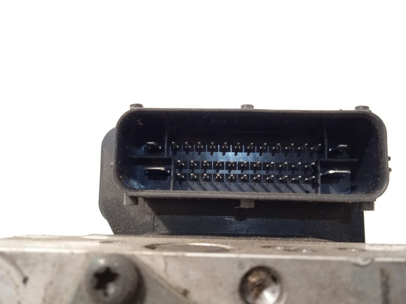 Recambio de abs para hyundai ix35 comfort 2wd referencia OEM IAM 589202Y350 BE6003B106 BH6013I001