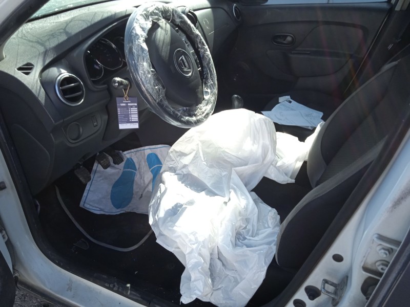 dacia logan ii del año 2015