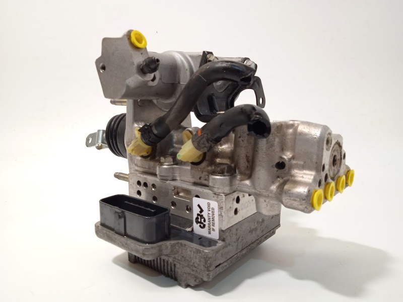 Recambio de abs para toyota yaris (_p13_) 1.5 hybrid (nhp130_) referencia OEM IAM 4721052180 4727047030 