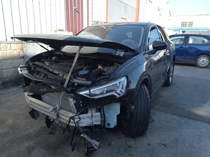 audi q3 sportback (f3n) del año 2022