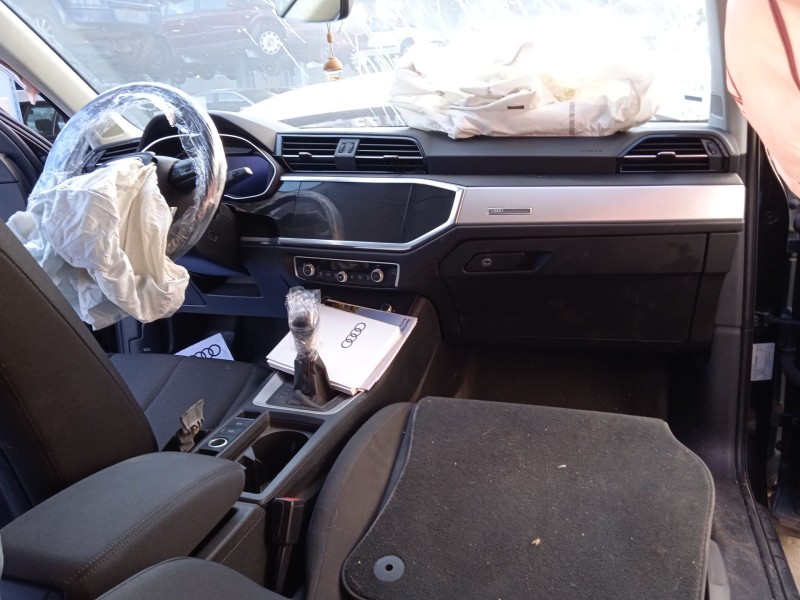 audi q3 sportback (f3n) del año 2022