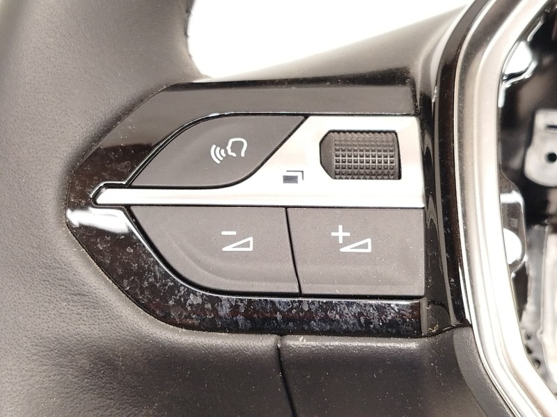 Recambio de volante para peugeot 208 ii (ub_, up_, uw_, uj_) 1.2 puretech 100 referencia OEM IAM 98546457ZD  