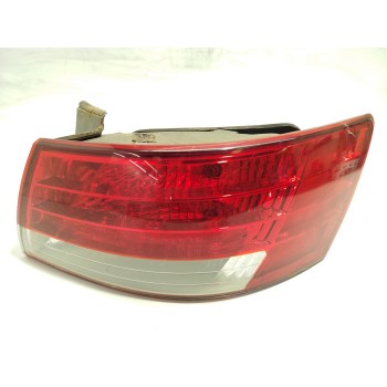 PILOTO TRASERO DERECHO 924023K010 