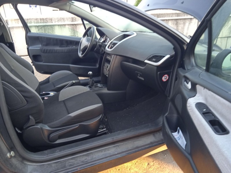 volkswagen passat b6 (3c2) del año 2006