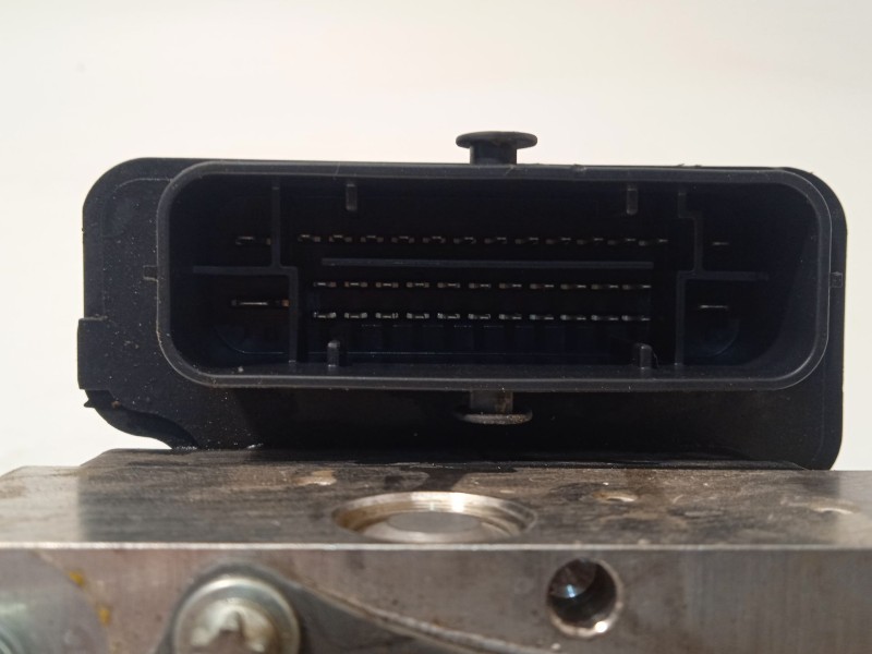 Recambio de abs para dacia duster iii prestige referencia OEM IAM 476606804R 0265956628 269727