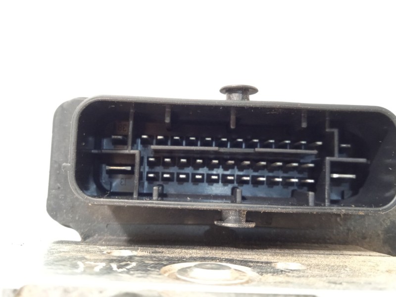 Recambio de abs para hyundai i30 (pd) klass referencia OEM IAM 58910G4AA0 6158941600 G458924500
