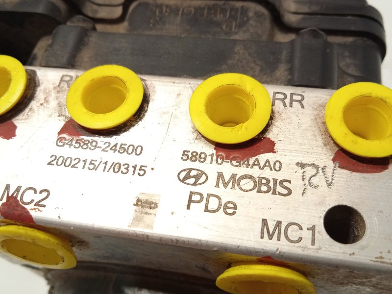 Recambio de abs para hyundai i30 (pd) klass referencia OEM IAM 58910G4AA0 6158941600 G458924500