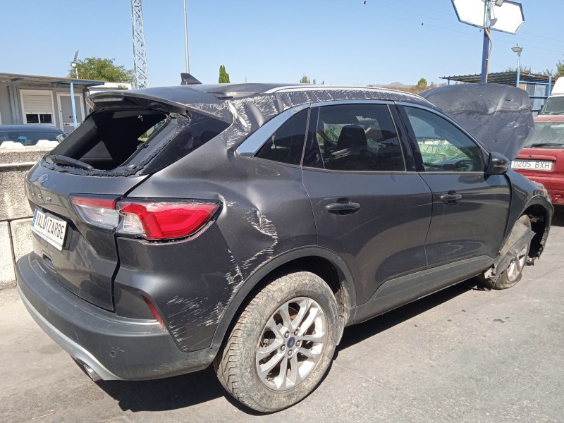 ford kuga iii (dfk) del año 2023