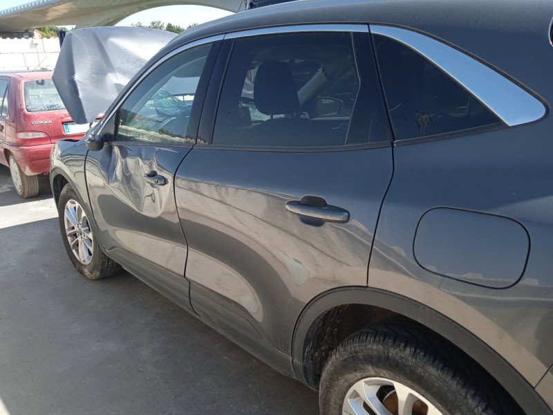 ford kuga iii (dfk) del año 2023