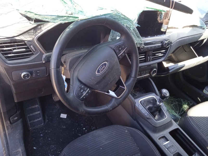 ford kuga iii (dfk) del año 2023