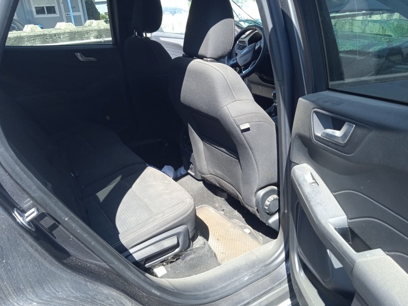 ford kuga iii (dfk) del año 2023