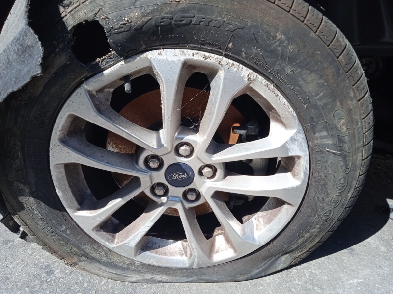 ford kuga iii (dfk) del año 2023