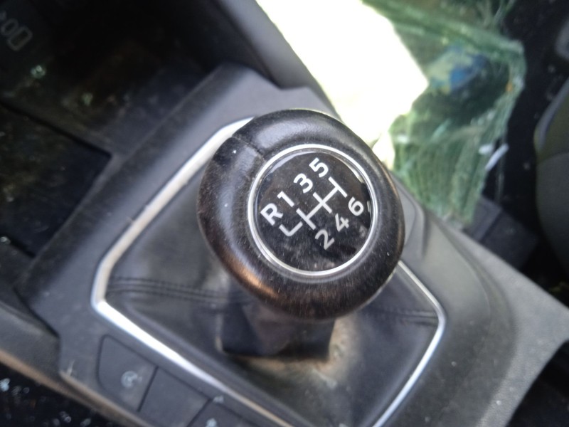 ford kuga iii (dfk) del año 2023