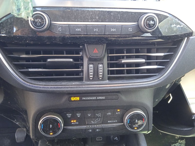 ford kuga iii (dfk) del año 2023