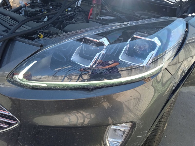 ford kuga iii (dfk) del año 2023