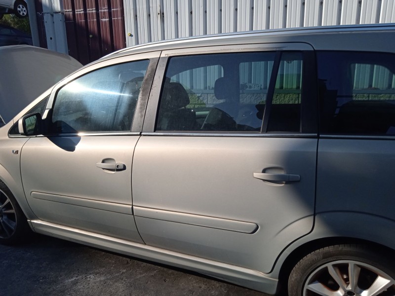 opel zafira / zafira family b (a05) del año 2010