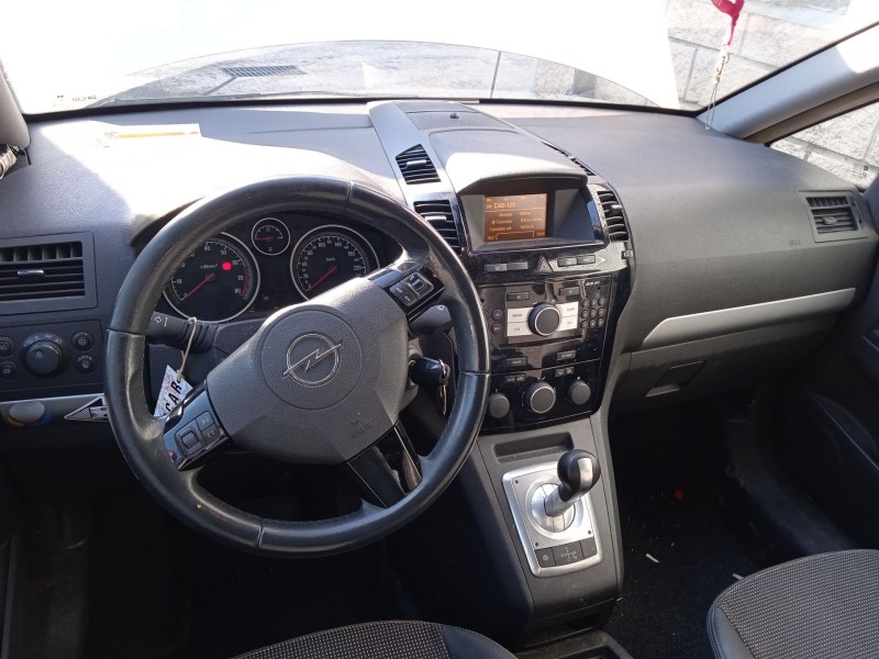 opel zafira / zafira family b (a05) del año 2010