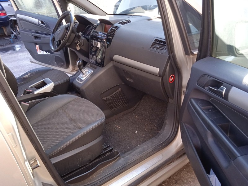 opel zafira / zafira family b (a05) del año 2010