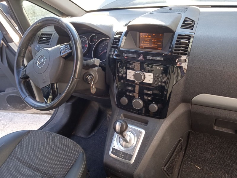 opel zafira / zafira family b (a05) del año 2010