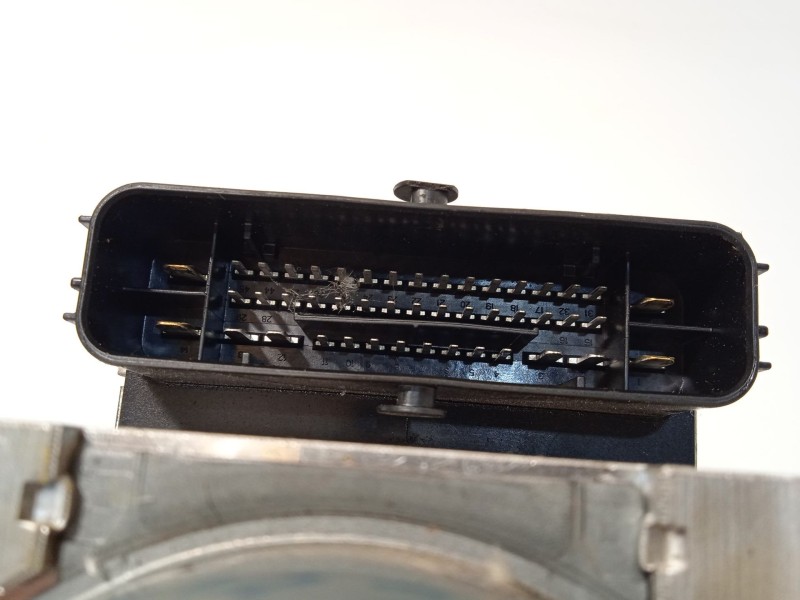 Recambio de abs para seat ateca (kh7, khp) 1.4 tsi 4drive referencia OEM IAM 5Q0614517CQ 28515782313 10022012394