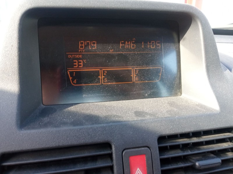 nissan almera ii hatchback (n16) del año 2004