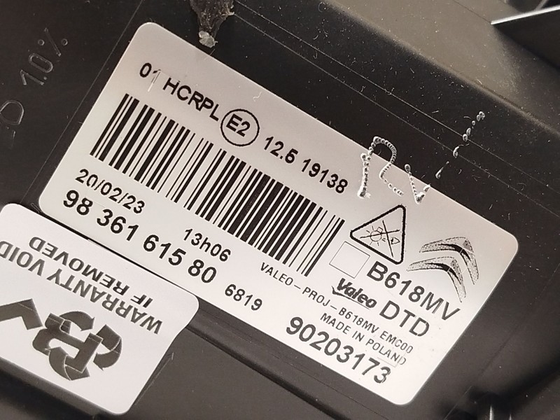 Recambio de faro derecho para citroën c3 1.6 blue-hdi fap referencia OEM IAM 9836161580  90203173