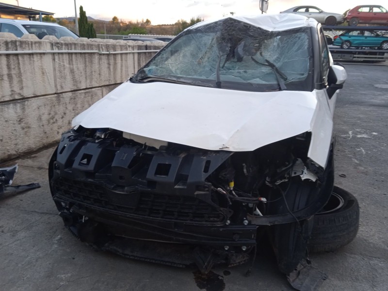 toyota yaris cross (mxp_) del año 2023