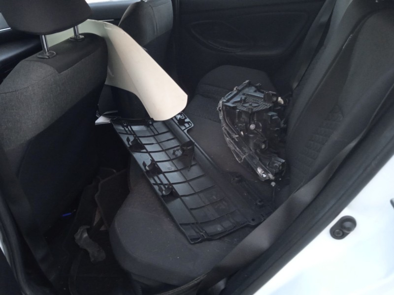 toyota yaris cross (mxp_) del año 2023