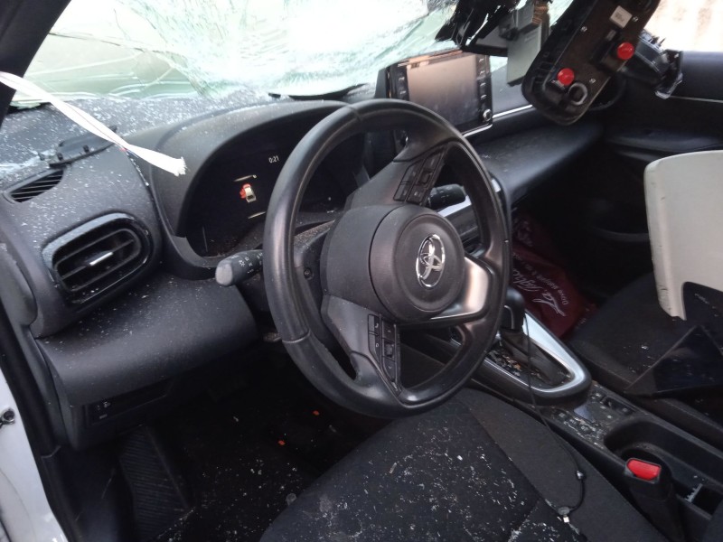 toyota yaris cross (mxp_) del año 2023