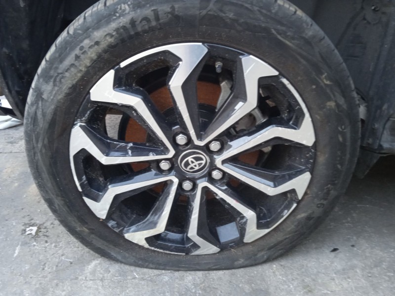 toyota yaris cross (mxp_) del año 2023