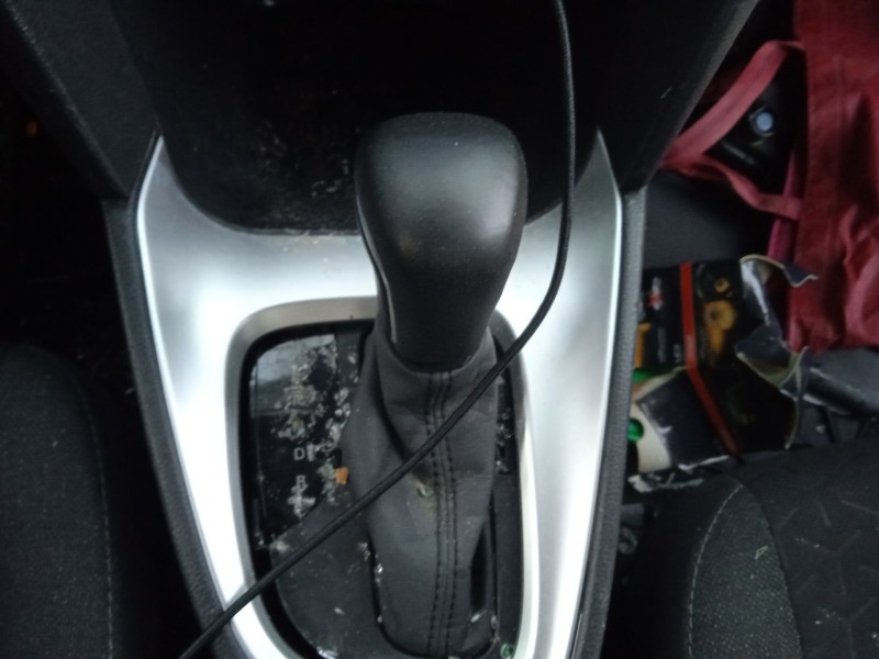 toyota yaris cross (mxp_) del año 2023