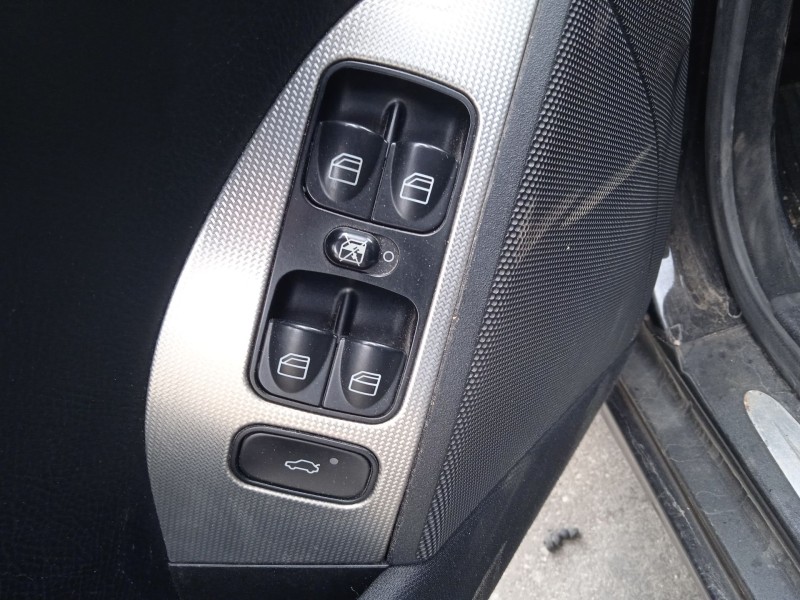 mercedes-benz clk (c209) del año 2006