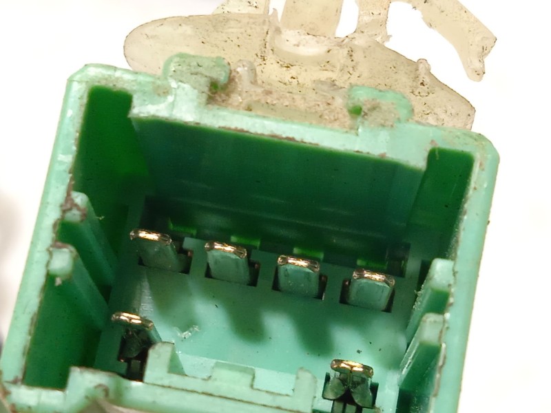 Recambio de elevalunas delantero izquierdo para honda cr-v ii (rd_) 2.0 (rd5) referencia OEM IAM 72250S9AA02  