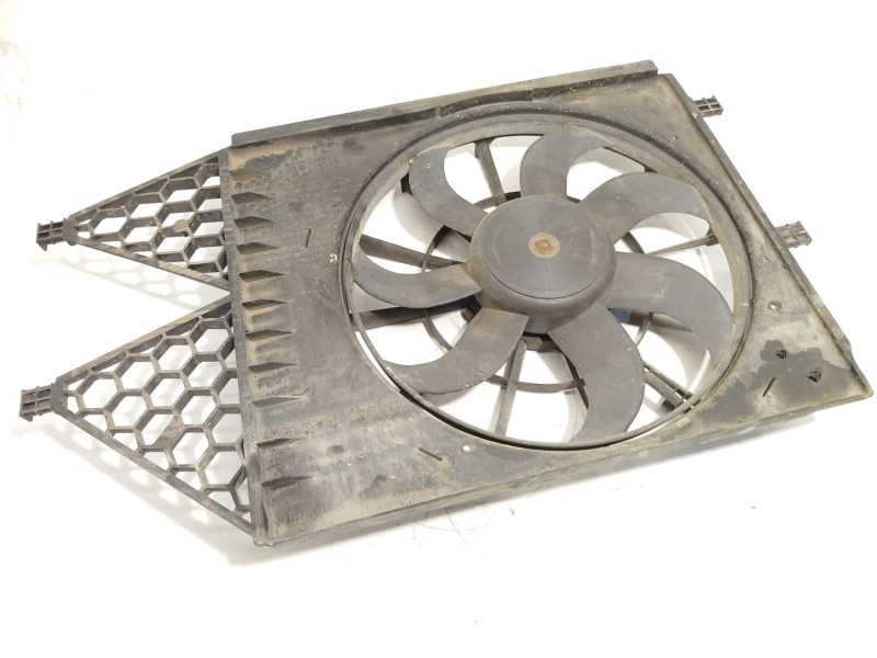 Recambio de electroventilador para seat ibiza iv sc (6j1, 6p5) 1.6 tdi referencia OEM IAM 6R0121207A  