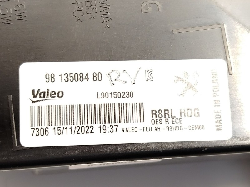 Recambio de piloto trasero derecho para peugeot 508 i (8d_) 2.2 hdi referencia OEM IAM 9813508480  