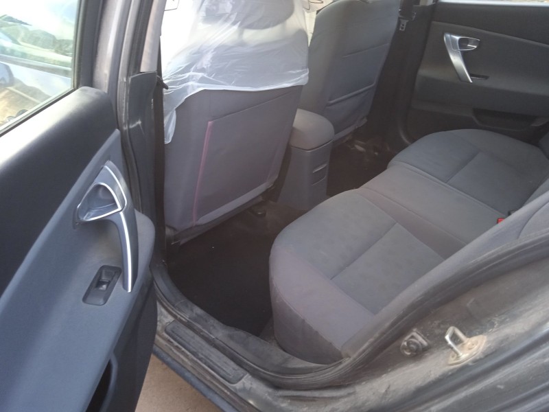 nissan primera (p12) del año 2005