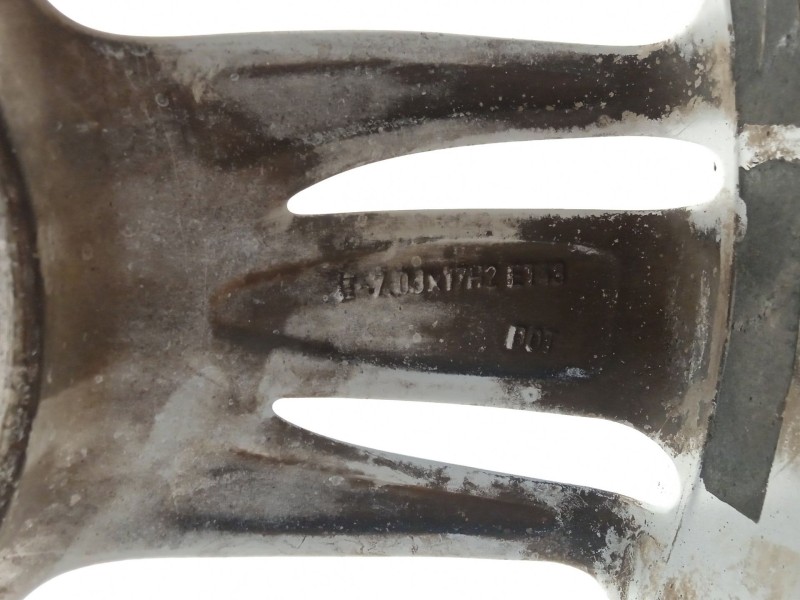 Recambio de llanta para audi q3 (8ub, 8ug) 2.0 tdi referencia OEM IAM 8U0601025A  