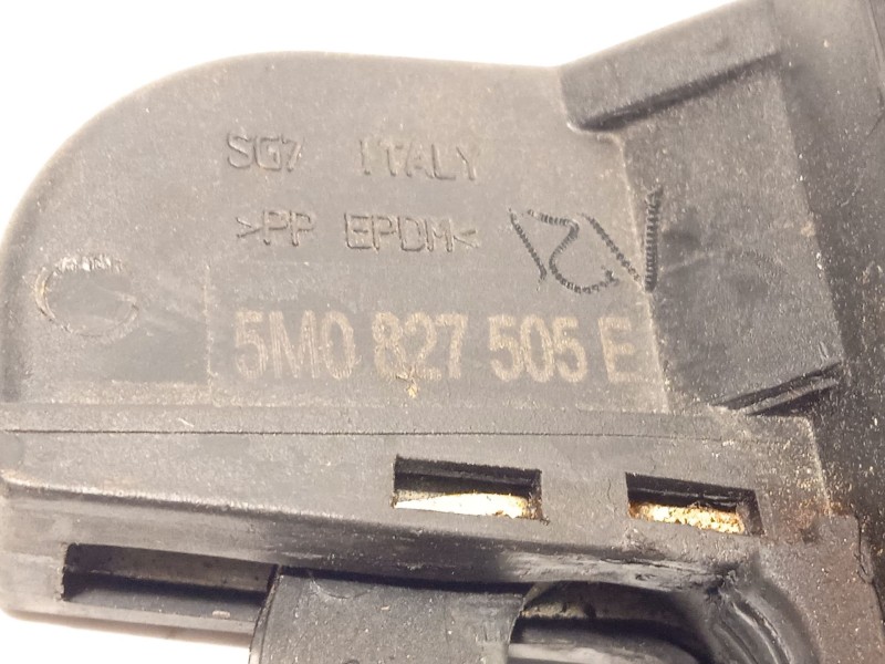 Recambio de cerradura maletero / porton para volkswagen tiguan (5n_) 2.0 tdi referencia OEM IAM 5M0827505E 5M0827505E9B9 