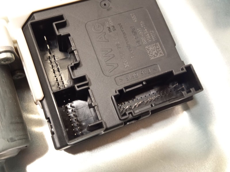 Recambio de elevalunas delantero derecho para volkswagen tiguan (5n_) 2.0 tdi referencia OEM IAM 5N0959702G 5N0959702GZ0B 