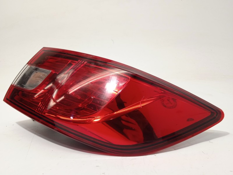 Recambio de piloto trasero derecho para renault clio iv (bh_) 0.9 tce 90 referencia OEM IAM 265509846R  