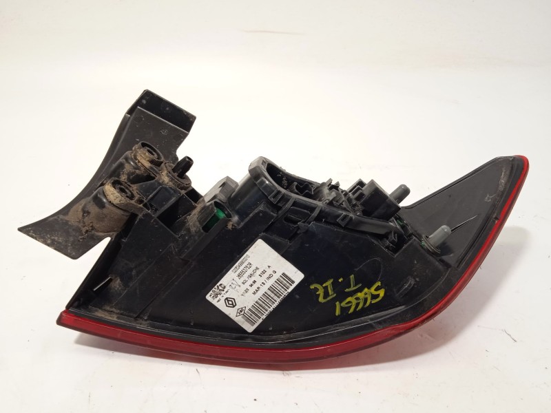 Recambio de piloto trasero izquierdo para renault clio iv (bh_) 0.9 tce 90 referencia OEM IAM 265553752R  